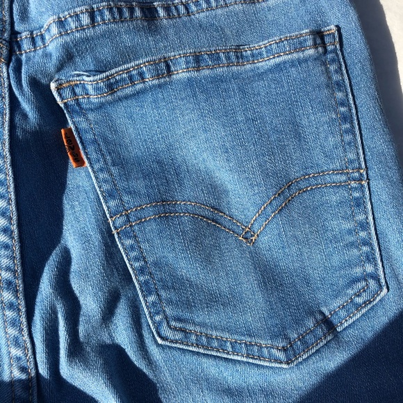 Levi Skinny Jean - Picture 5 of 8